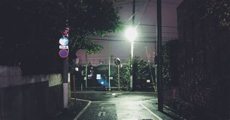 賴賴 夜雨